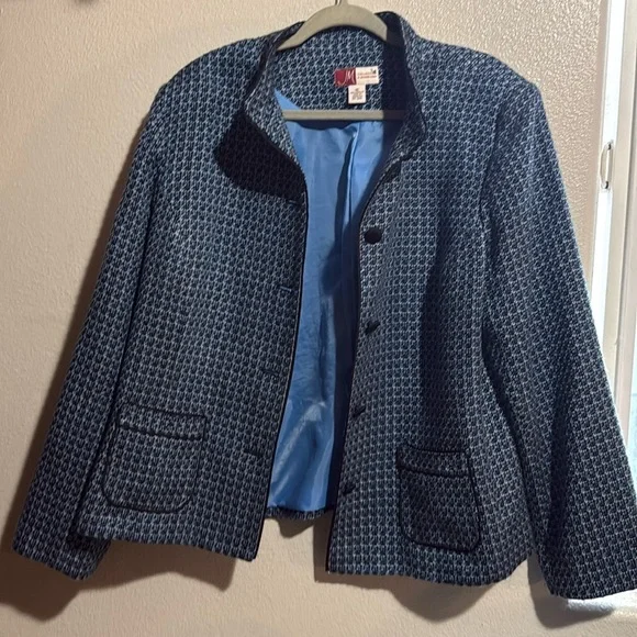 JM Collection Jacket - Picture 1 of 2